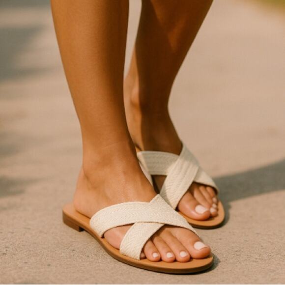 Draper James Women's White Sandals Size 8 NIB NEW - Picture 2 of 10